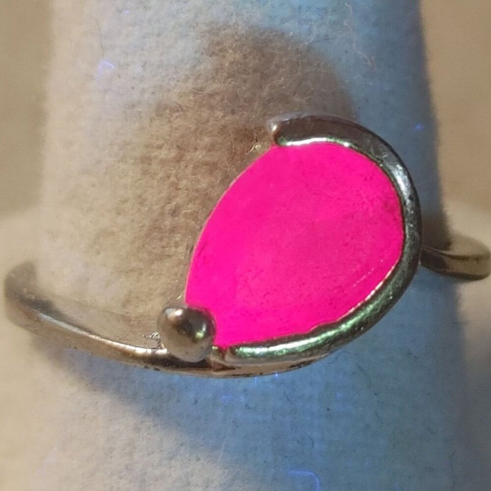 Ruby Ring Teardrop Shaped Size 8 S Gemstone  Silver Tone Vintage Costume Prong